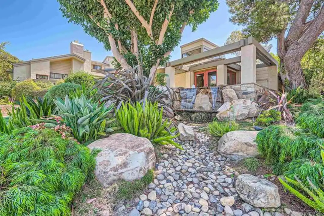 3253 Caminito Eastbluff – pohled 3