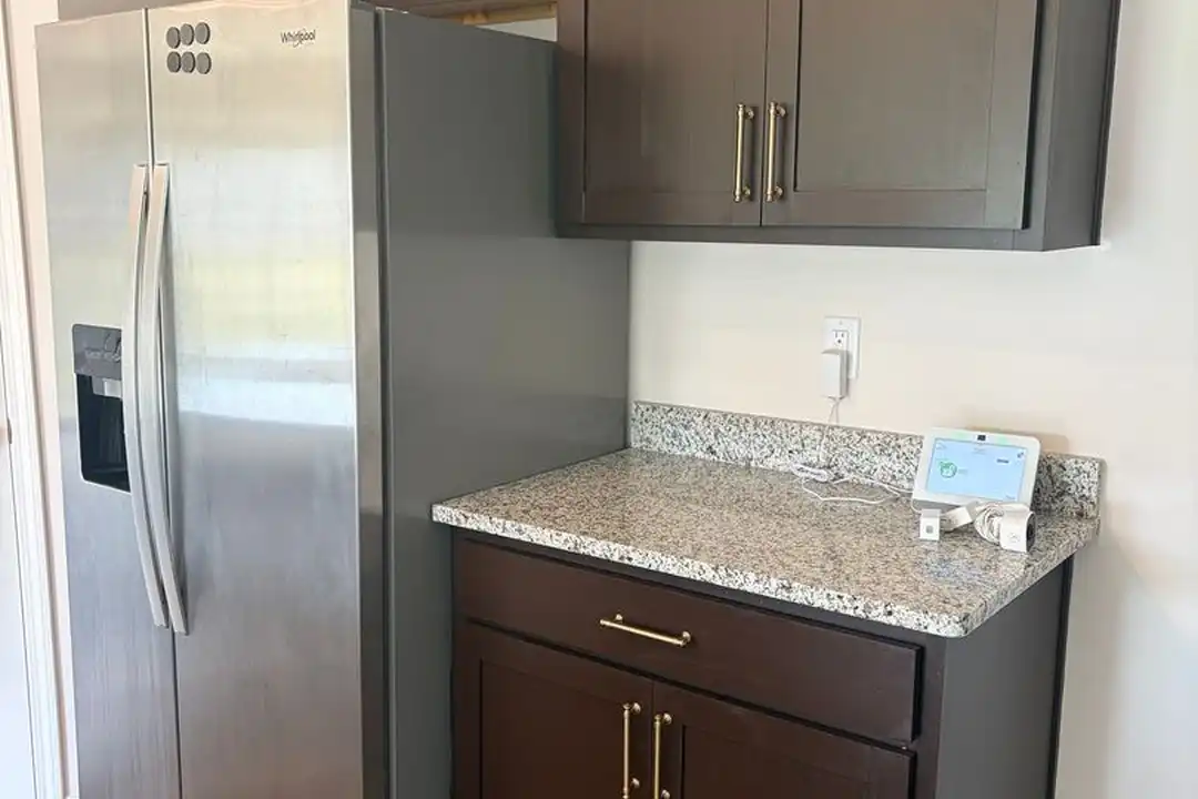 4011 Atlantic Ave - View 4