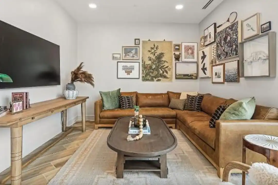 718 Gesco St - View 4