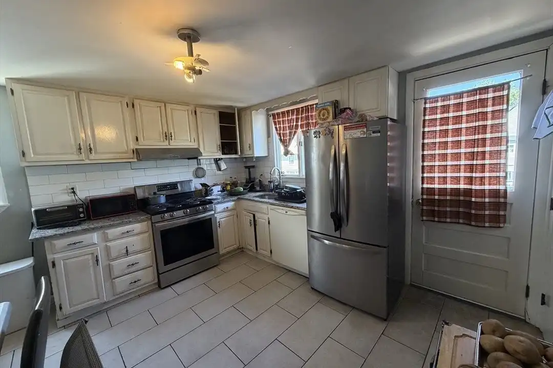 12 Appleton St #2 – photo 1