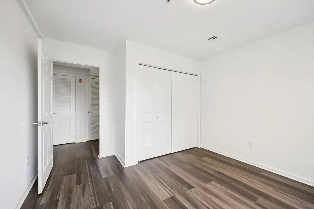 394 S Harrison St. - More