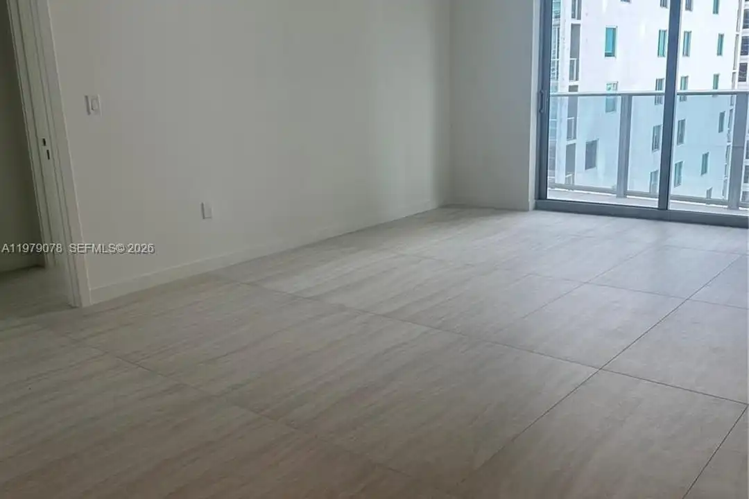 77 SE 5th St #2514 - View 3