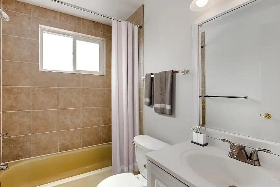 130 S Ogden St - View 5