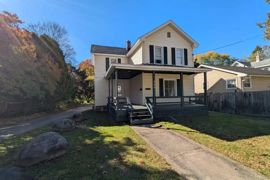 324 Meadville St unit B – photo 1 of 11