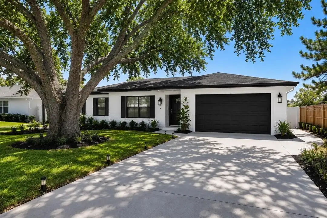 6805 22nd Ave W – photo 1