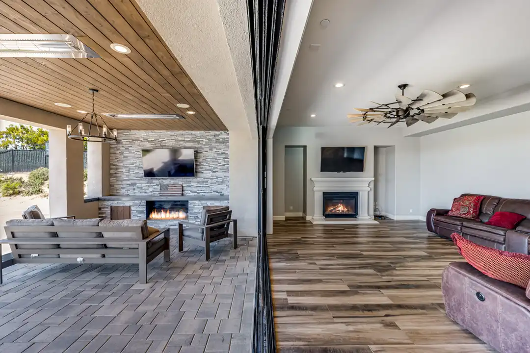 7377 Woods Ct - View 3