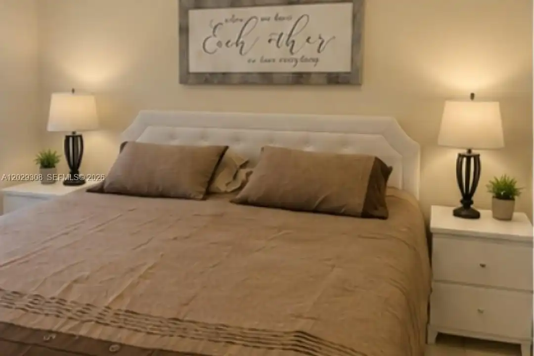 16143 Emerald Cove Rd - View 4