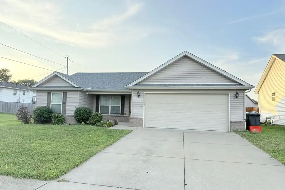 2201 Hall Ln – photo 1