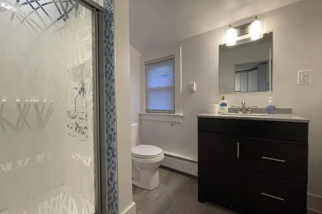 94 Poplar Ave - View 6