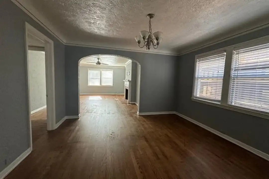 4027 Herschel Ave - View 6