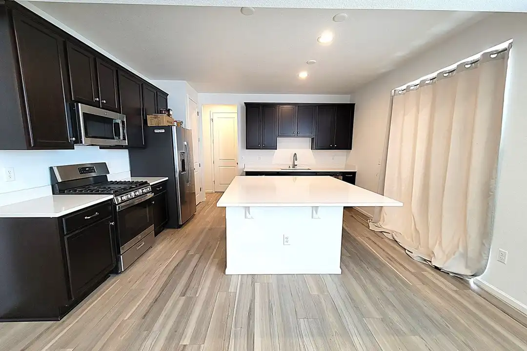 2510 Torino Wy - View 3