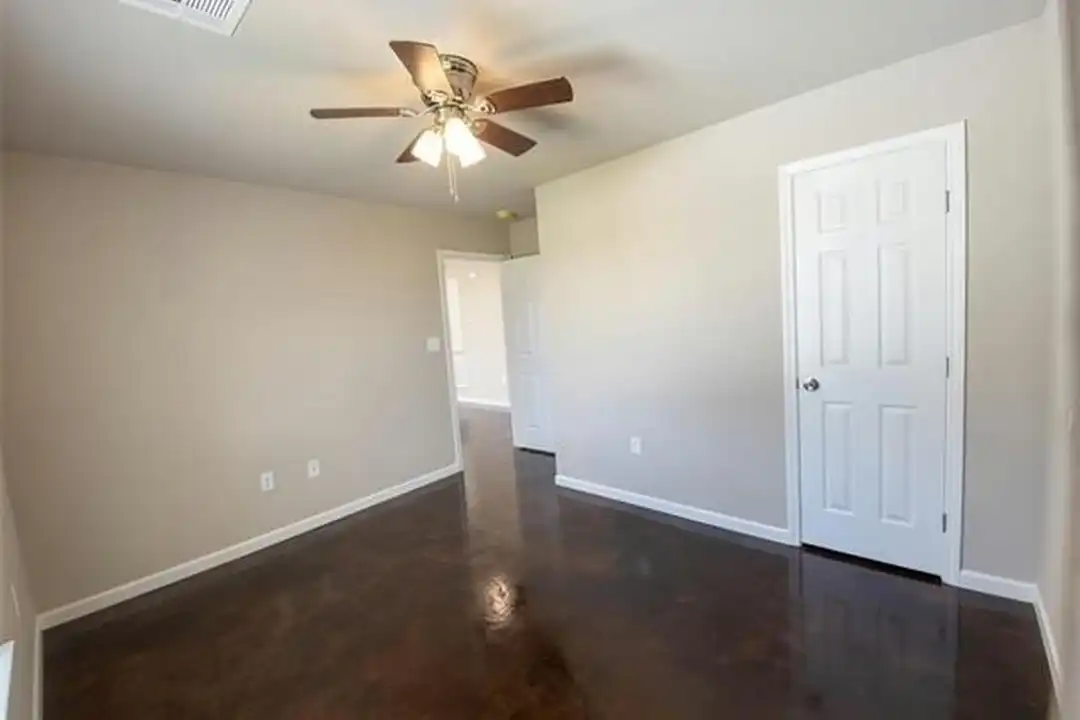45 Phillip Ct - View 5