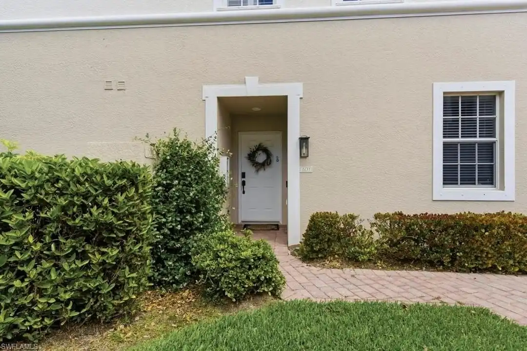 10040 Valiant Ct #101 - View 6