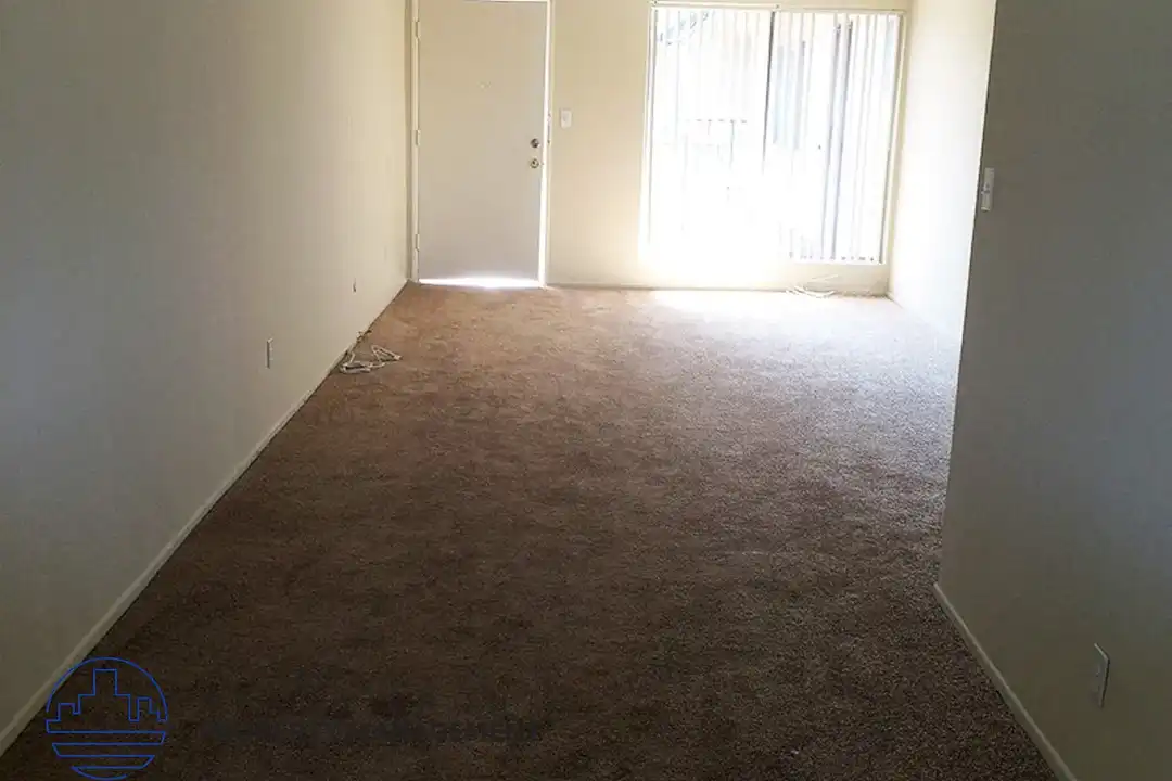 Apartment in Inglewood - View 5