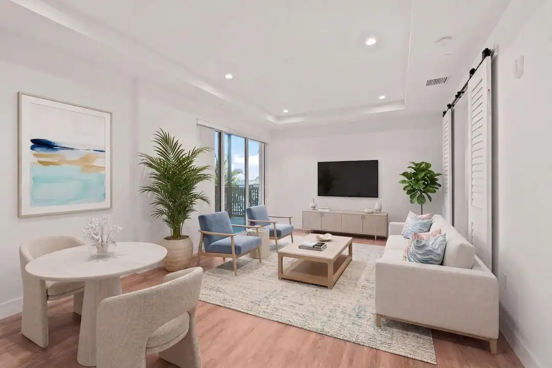 41 SW Seminole St #204 - View 2