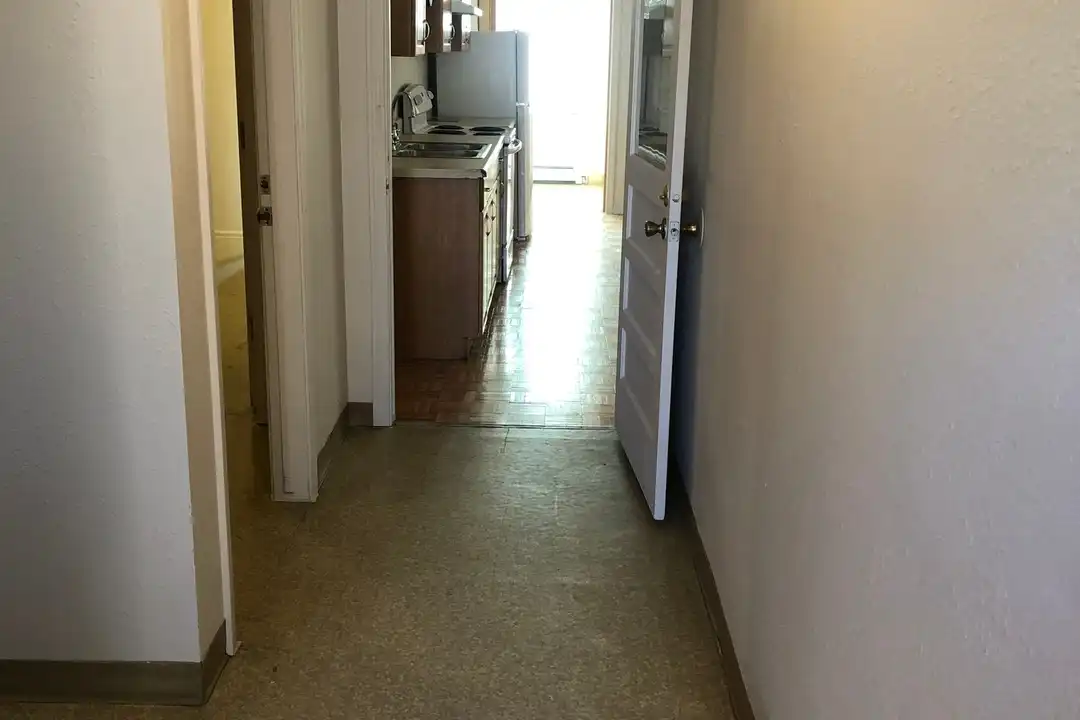 1020 S College Ave unit 1020 S College Ave Unit A - View 3