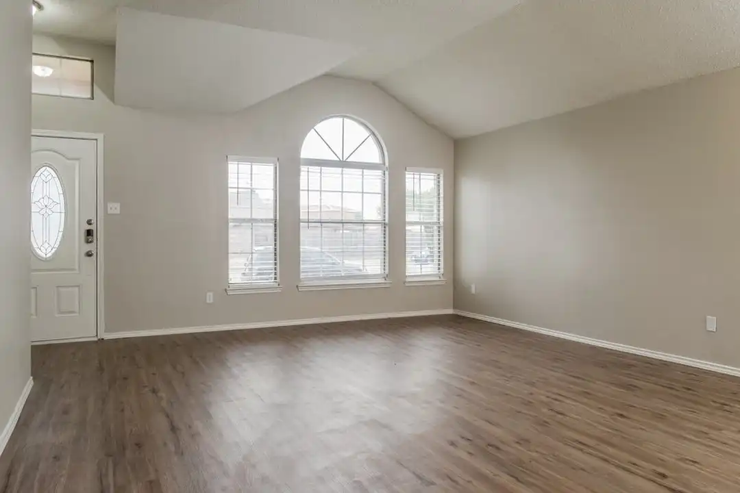 House in Fort Worth, Tarrant County - View 3