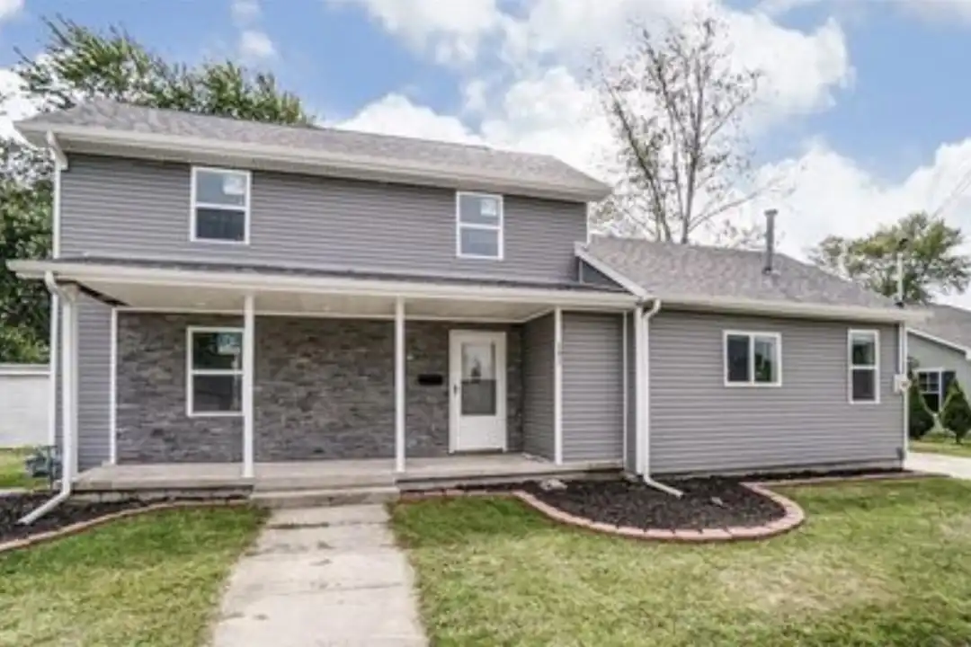 141 Lotze St – photo 1 of 11