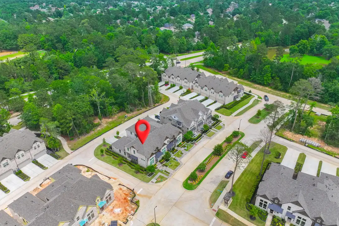 599 Cypress Vly Ave - View 4