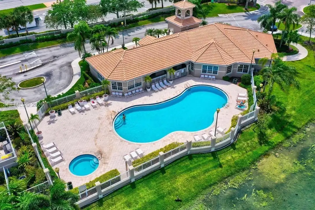 5045 Wiles Rd #201 - View 5