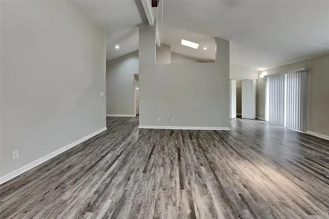 3737 Whitefern Dr - View 2