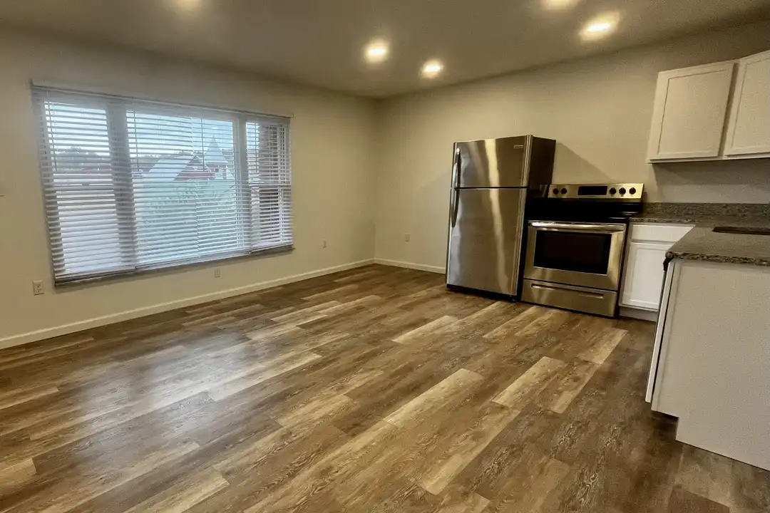 1020 Church St unit 1 – photo 1 of 9