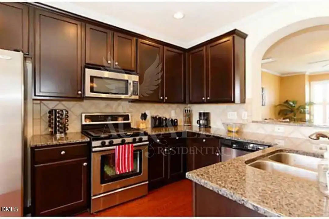 9310 Wooden Rd - View 3