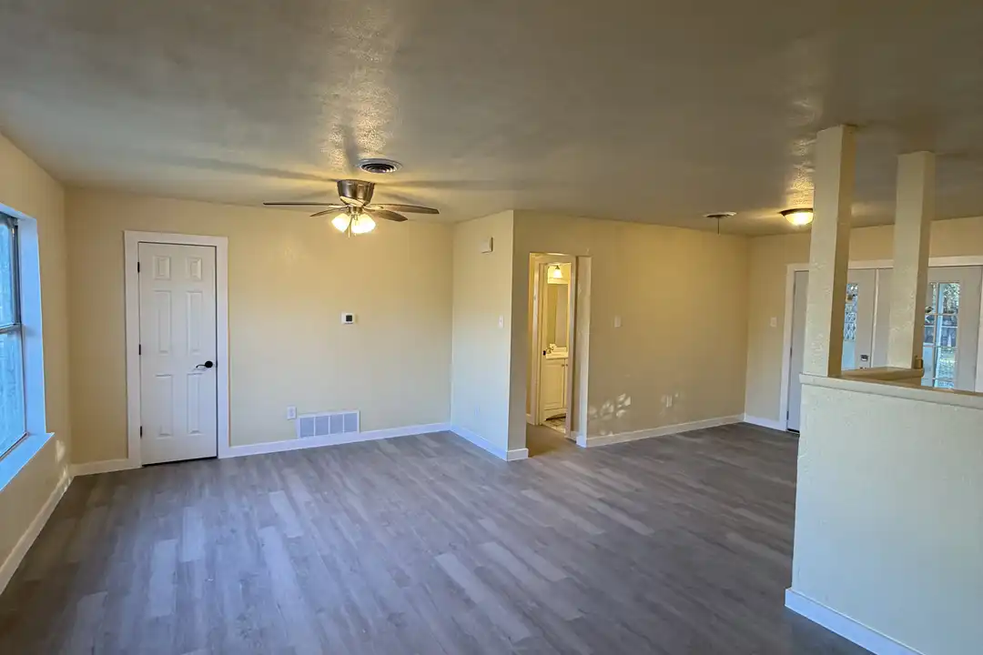 House in Copperas Cove - View 5