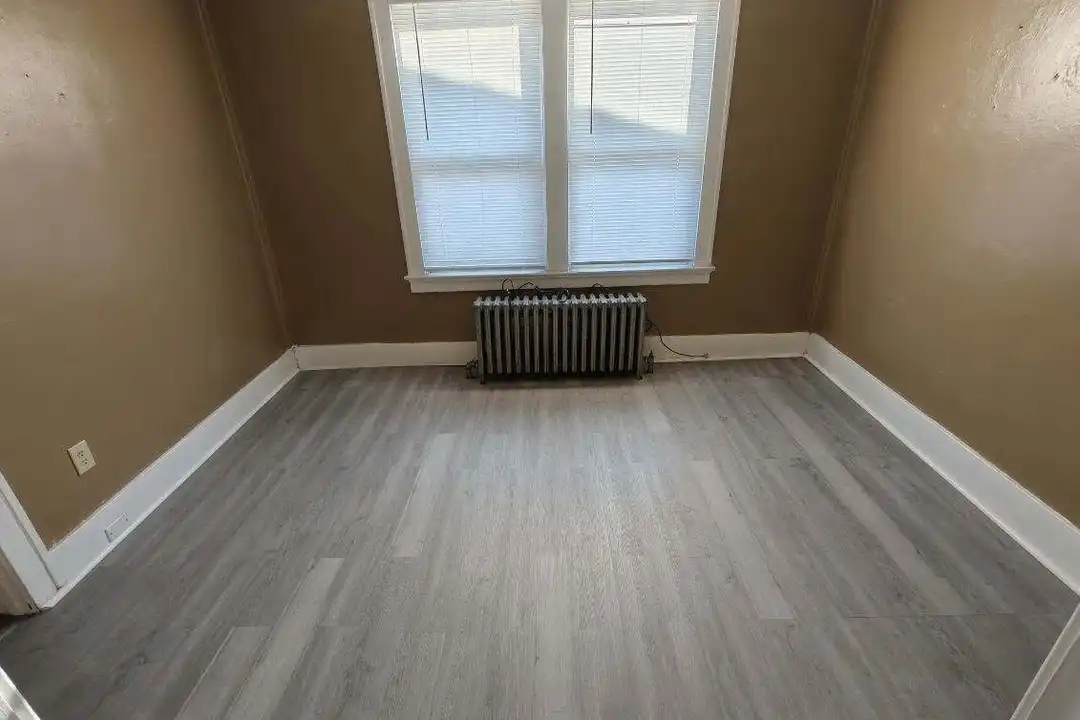838 Hemlock Way unit 2 – photo 1 of 10