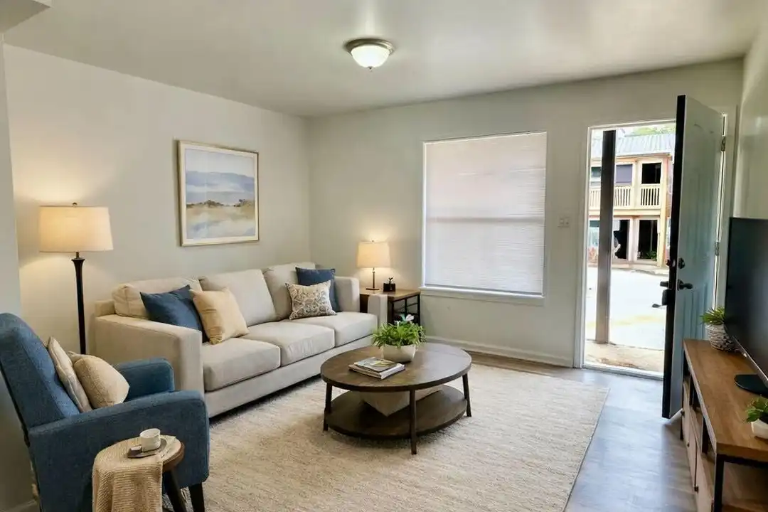 1911 19th Ct N unit 6 - View 2