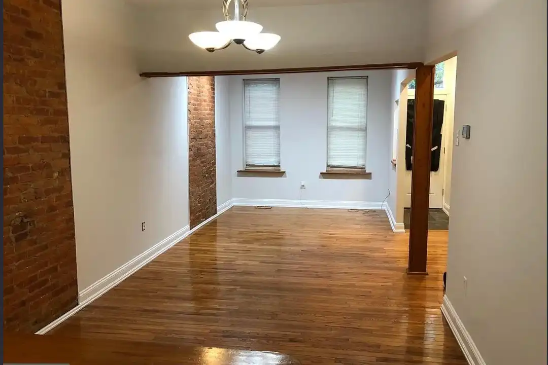 327 Point St - View 3