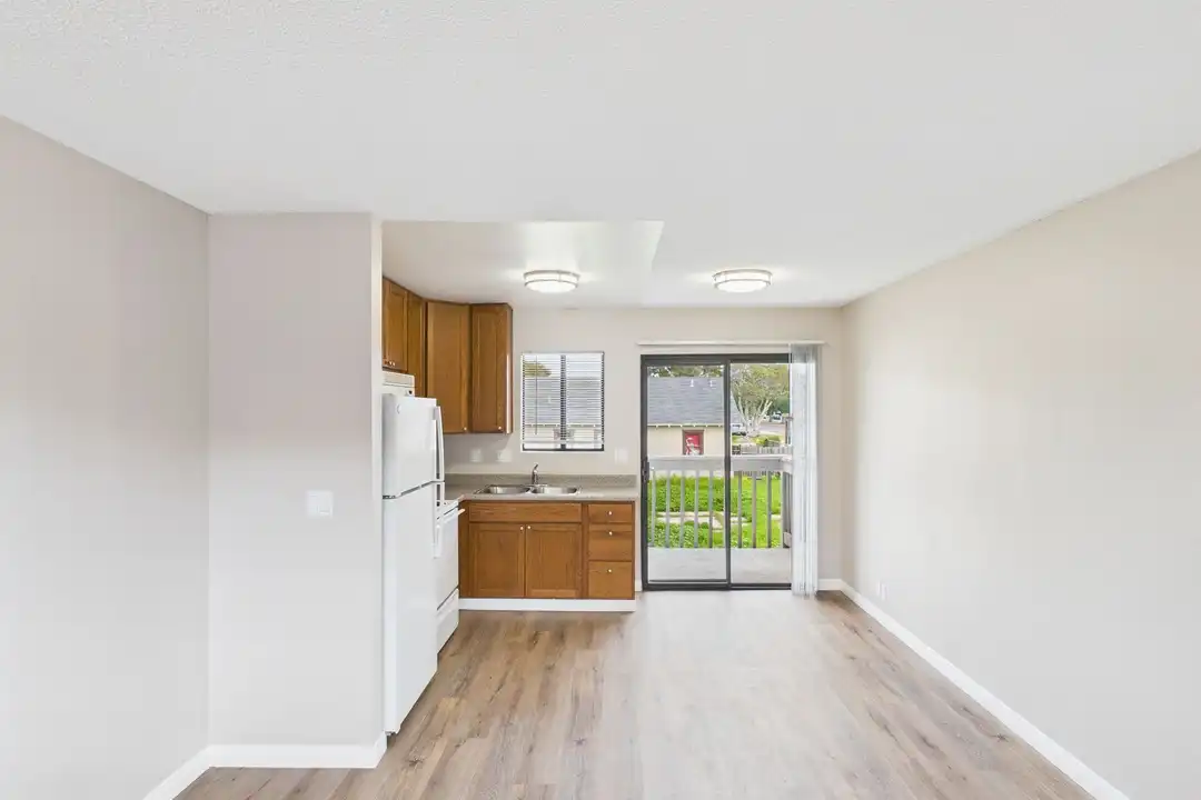 Apartment in Chula Vista - View 2