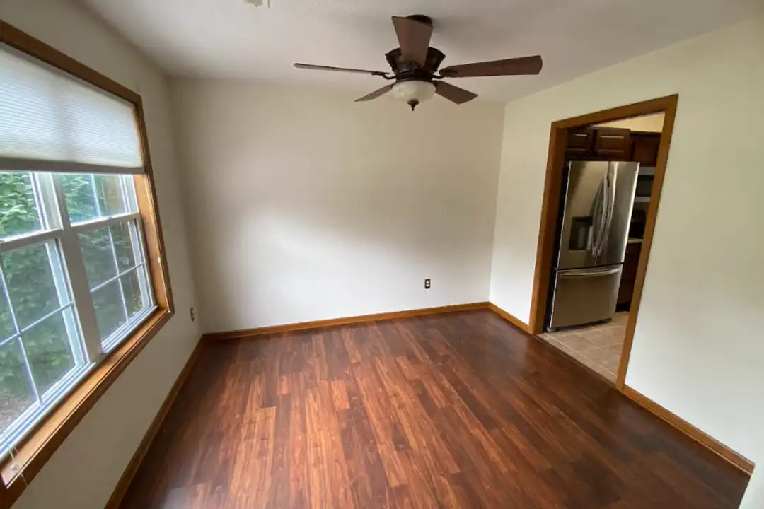 3703 Lupine Dr - View 4