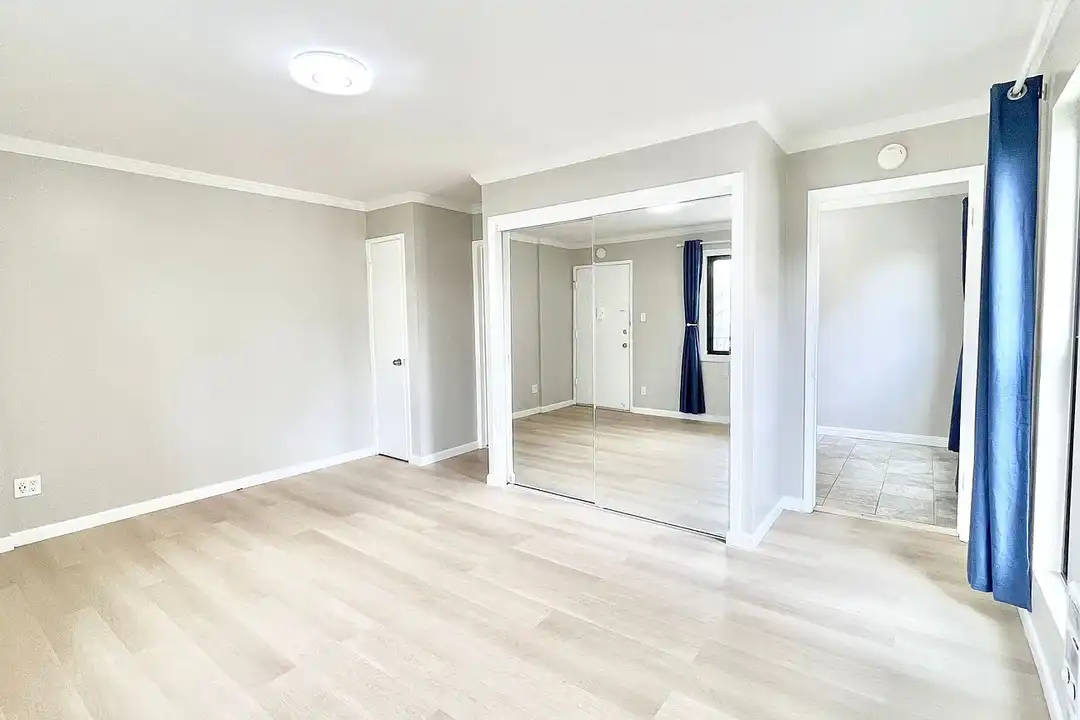 140 Montecito Apartments - View 3