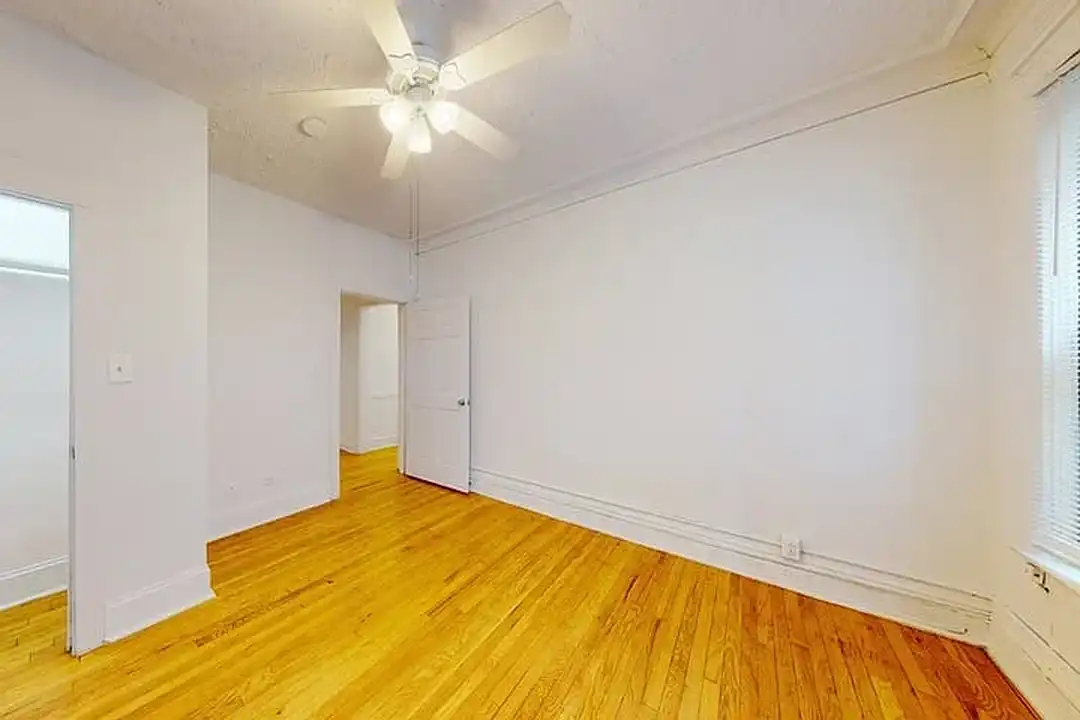 5335-5337 S. Woodlawn Avenue – photo 1
