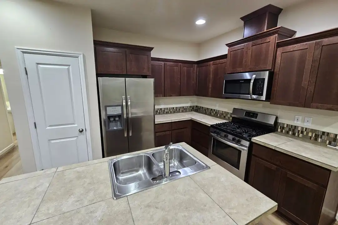 5743 Karen Lynn Loop S - More