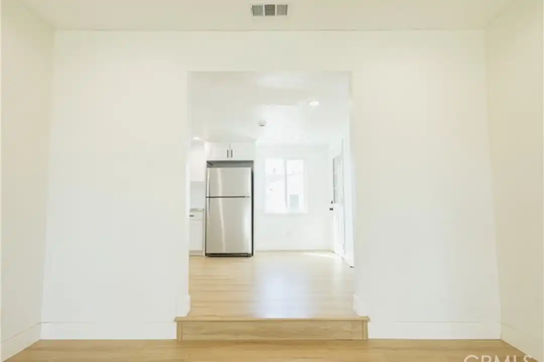 House in Chino - View 5
