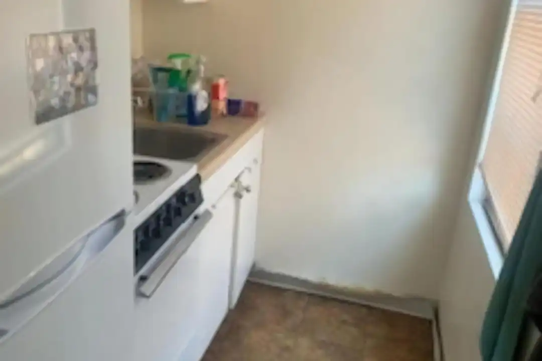 Apartment in Boston - View 5