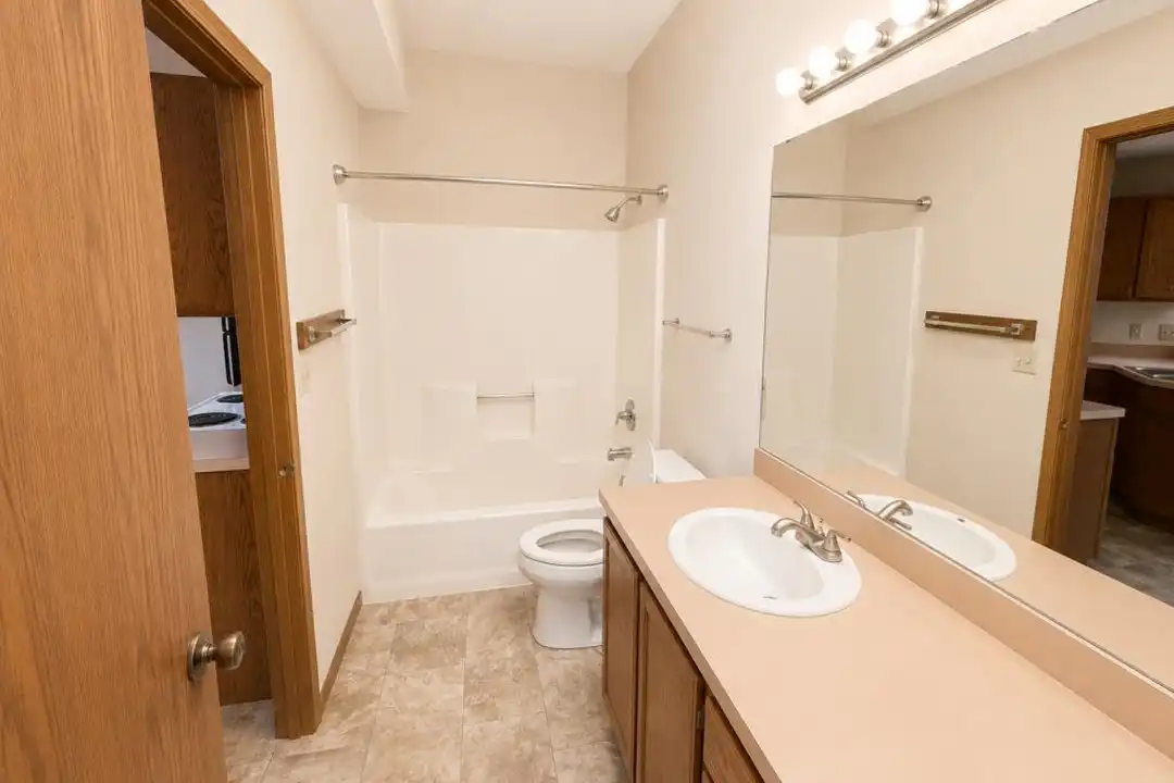 7457 E Huntington Dr unit 6 – photo 1