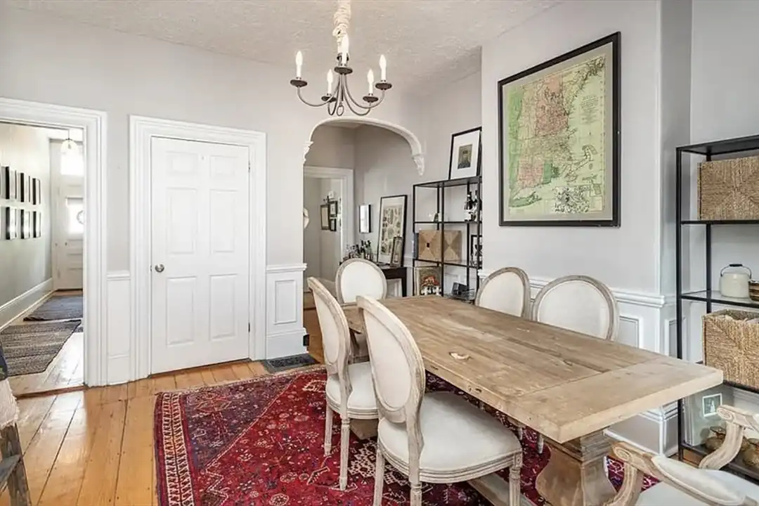 262 W Fifth St - View 3