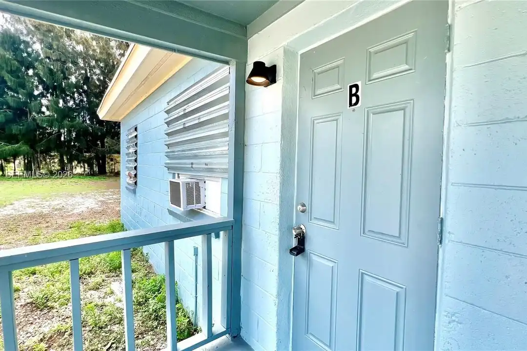 1308 N 21st St #B - View 3