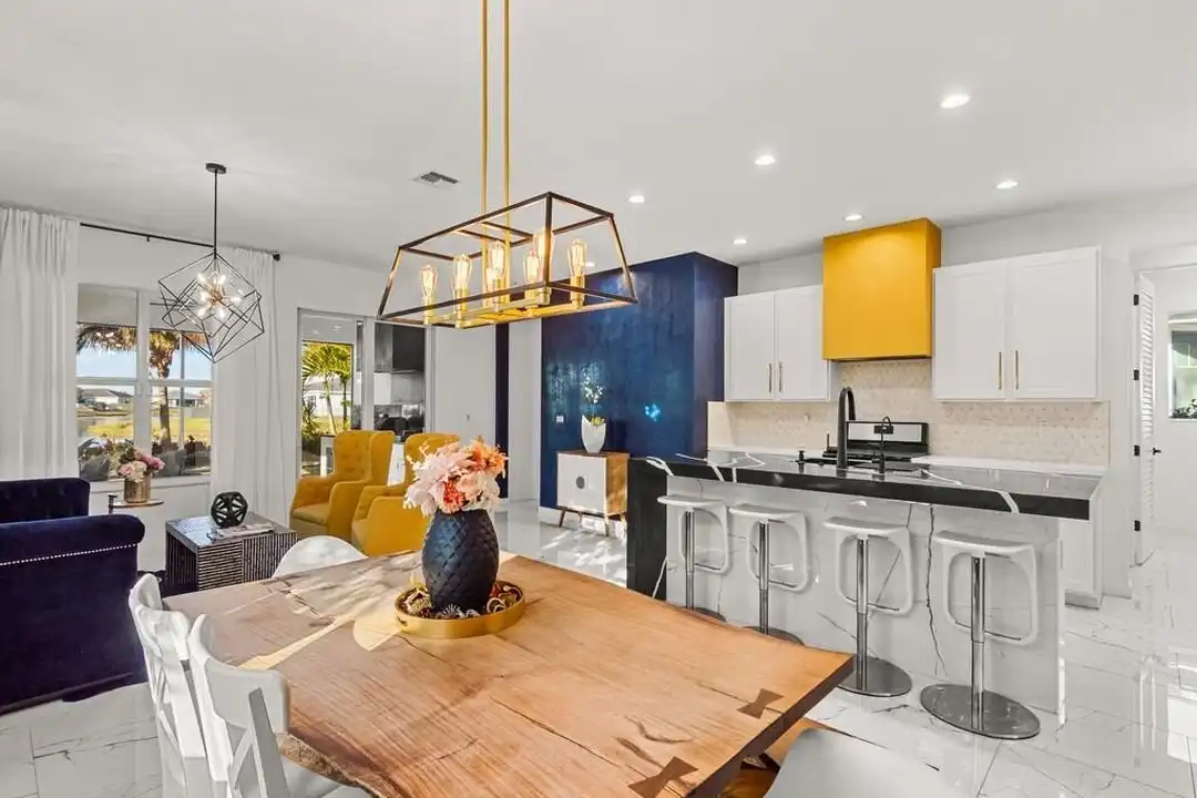 11828 SW Lyra Dr. - More