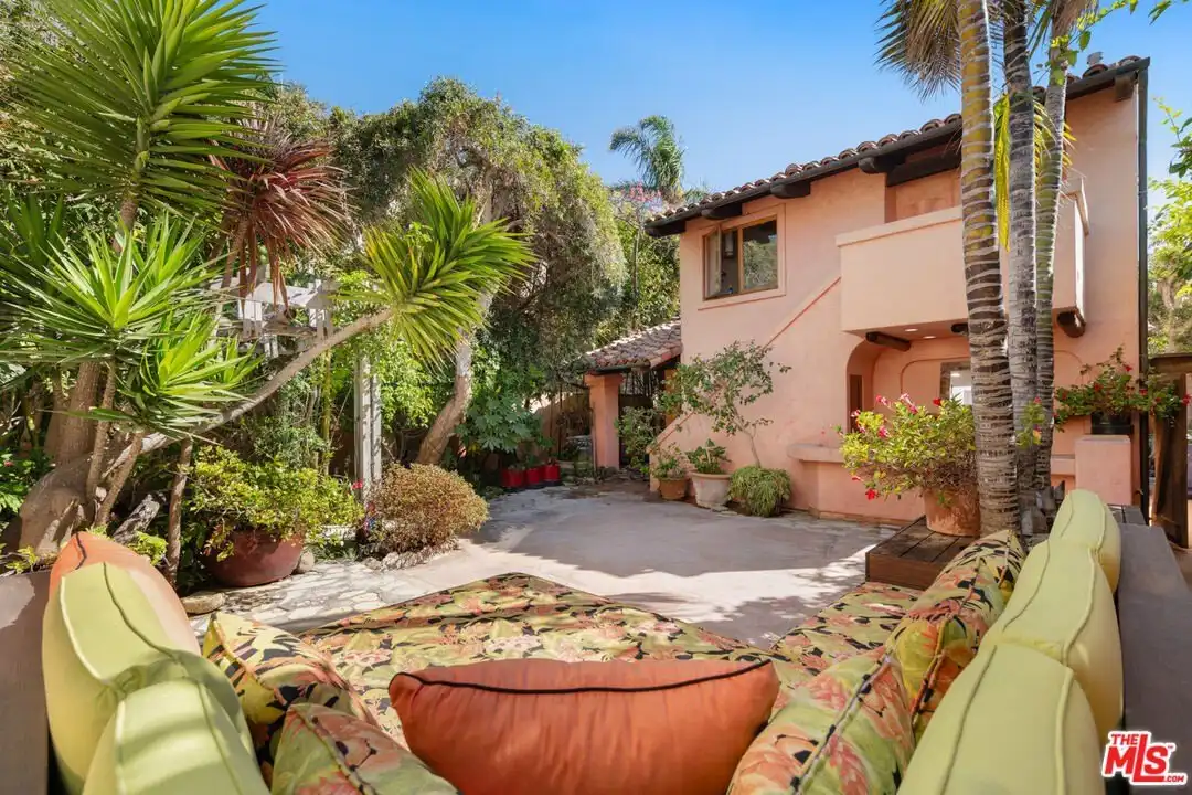 23351 Malibu Colony Rd #108A - View 4