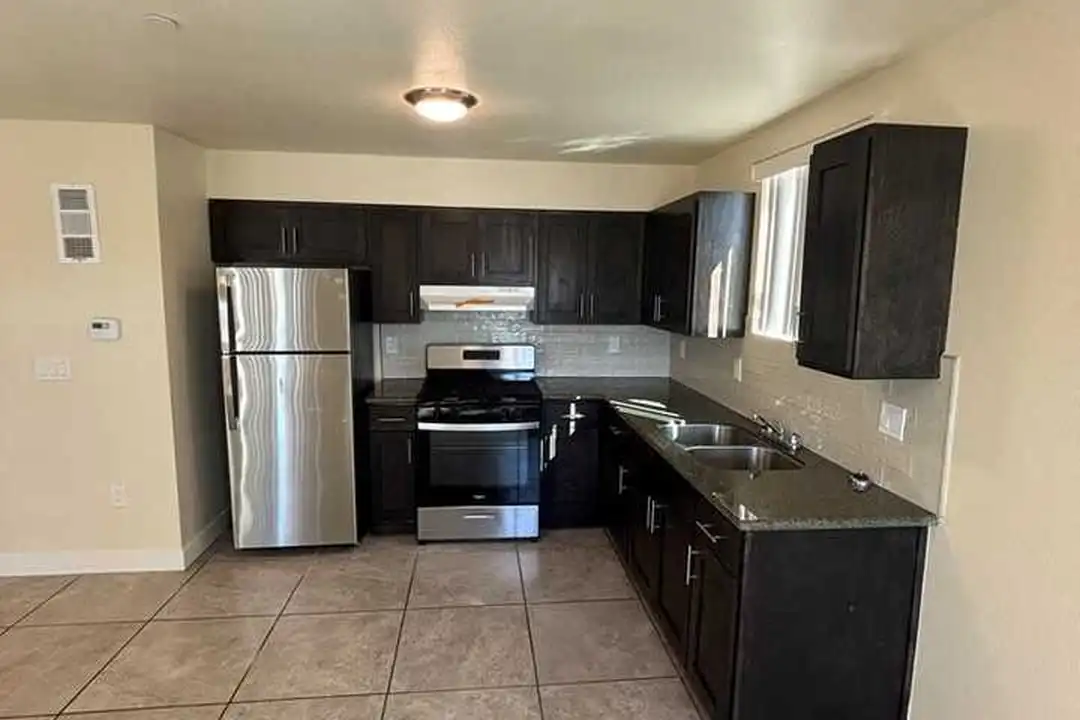123 E 88th St unit 1/2 - View 3
