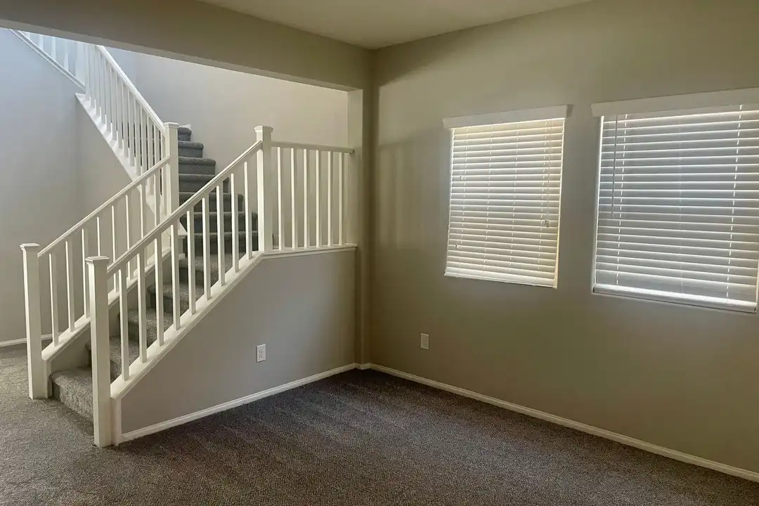 8365 S Pioneer Way - View 2