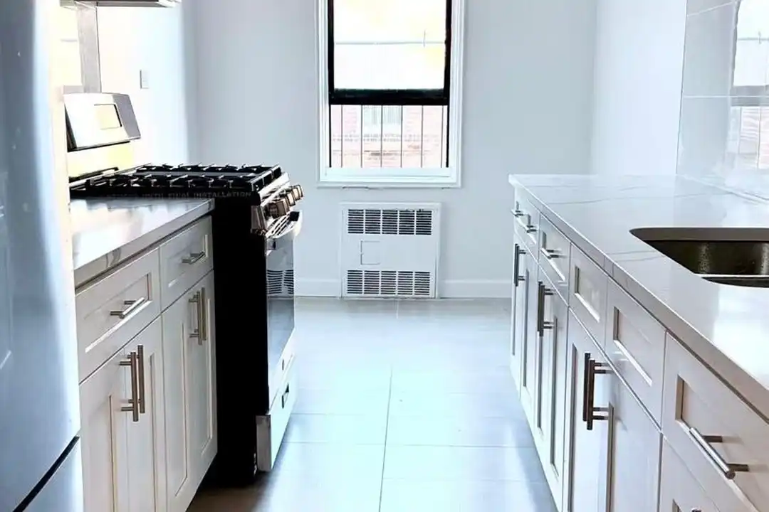 83-60 Vietor Ave #6P - View 3