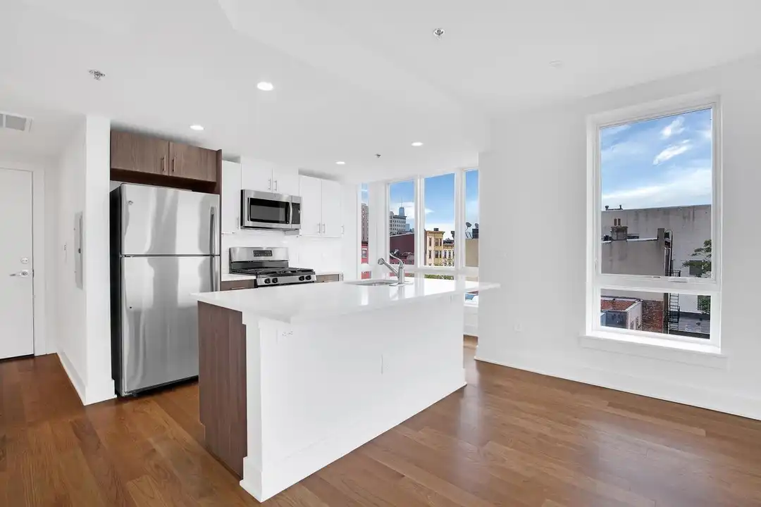 Apartment in Hoboken - View 2