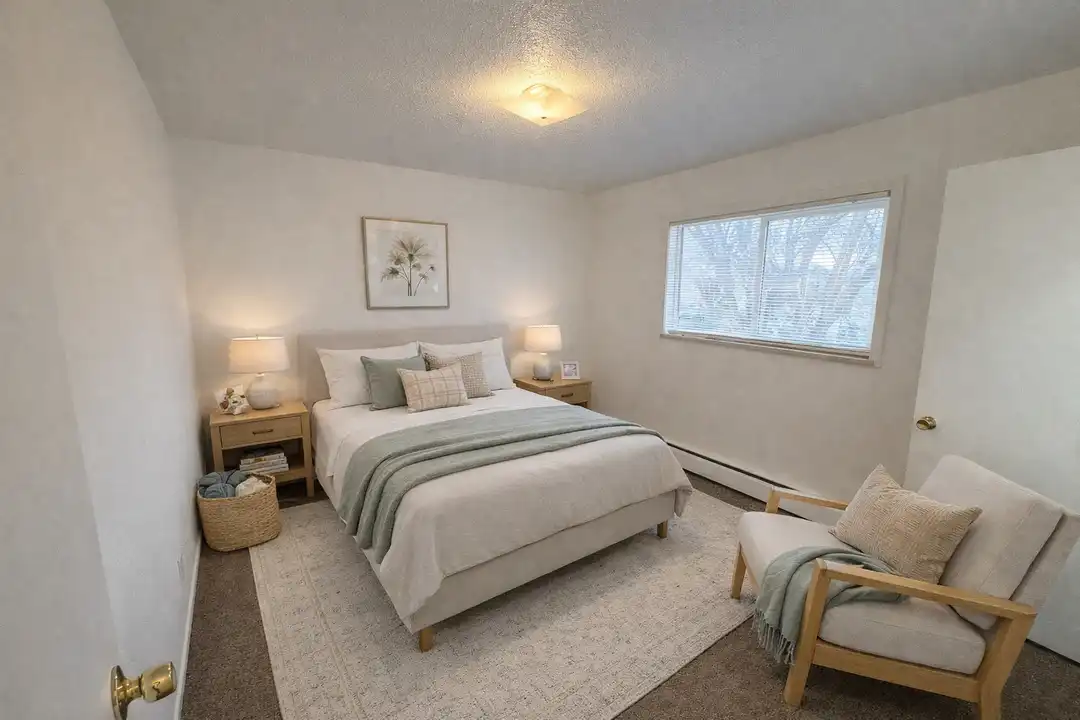 Apartment in Colorado Springs - View 4