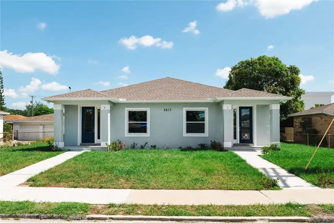2617 W St Joseph St #2 – pohled 2