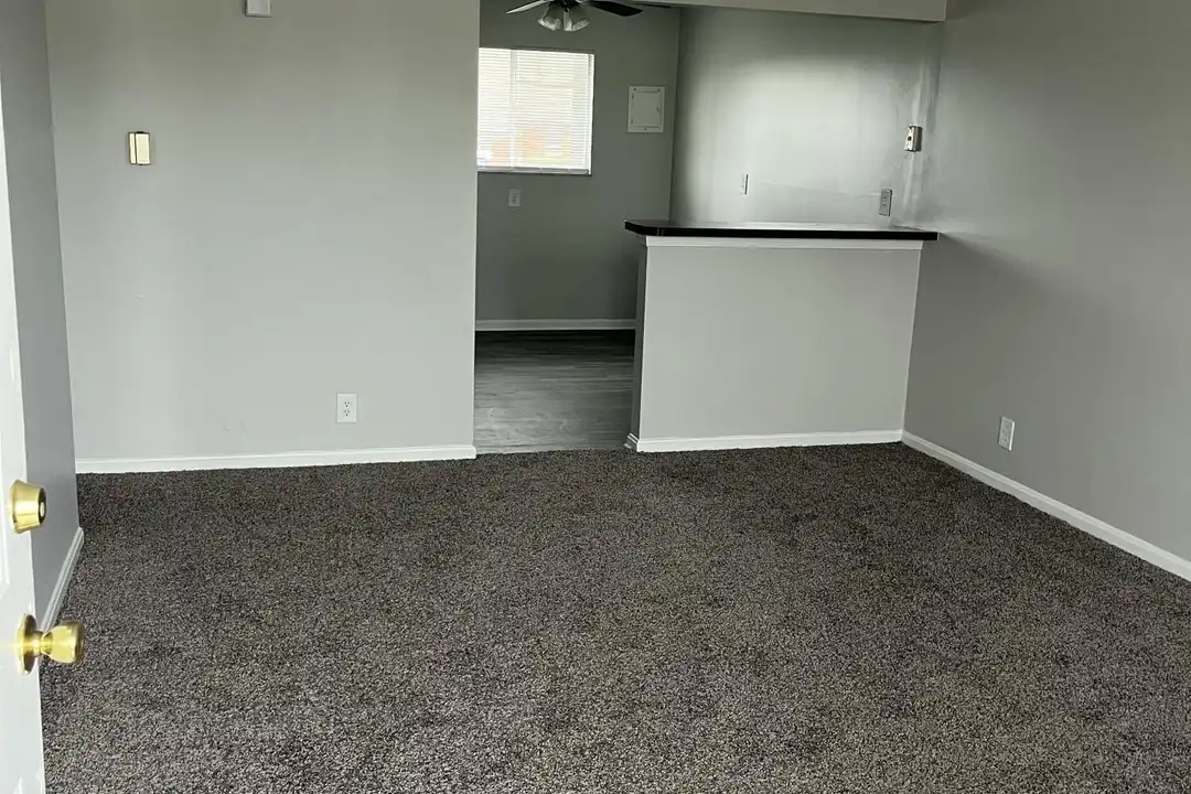 6983 Dixie Hwy #202 - View 3
